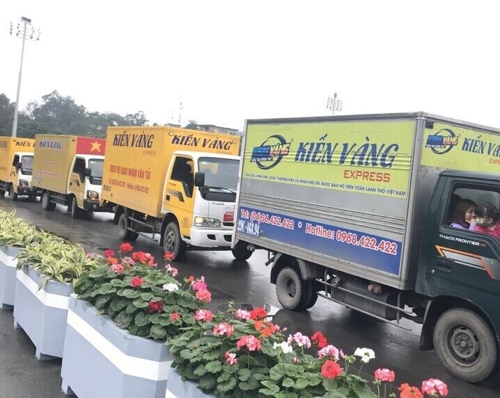 Vận-Chuyển-Kiến-Vàng-Moving