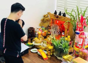 Thap-Huong-Nhap-Trach-Ve-Nha-Moi